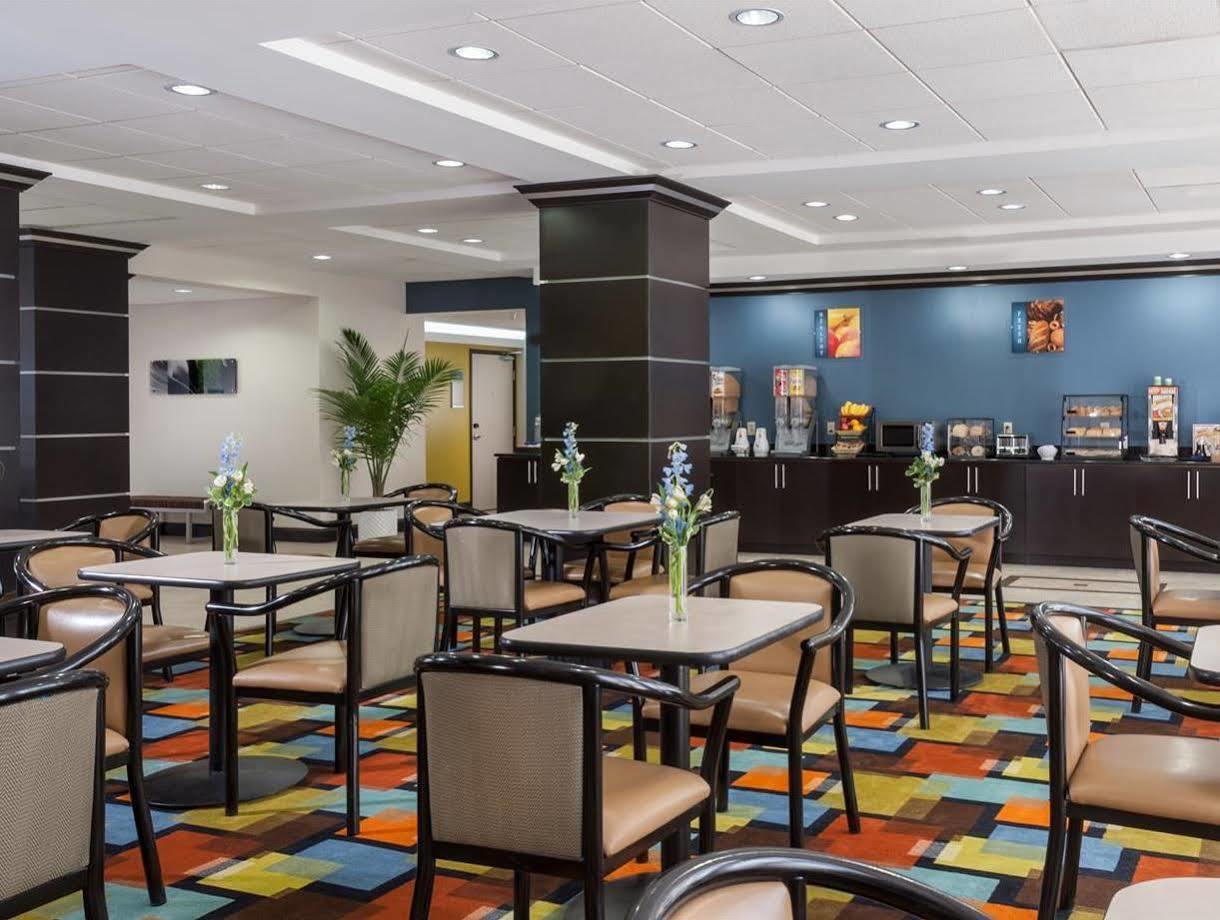 Spark By Hilton Houston Bush Intercontinental Airport Bagian luar foto